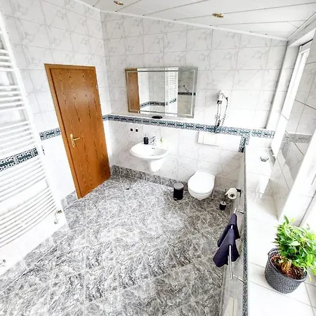 Bernstein Appartement *